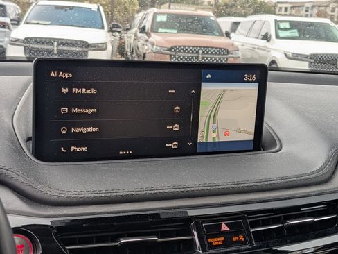 Used 2023 Acura MDX SH-AWD w/ Advance Package image 15