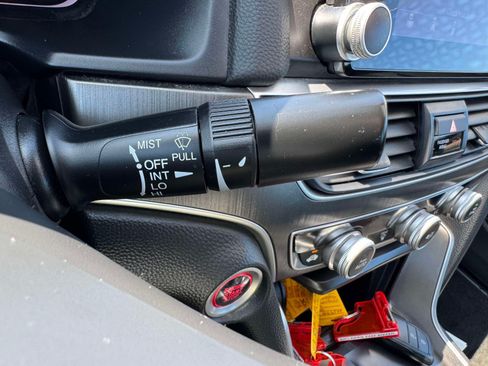 Used 2022 Honda Accord LX image 40