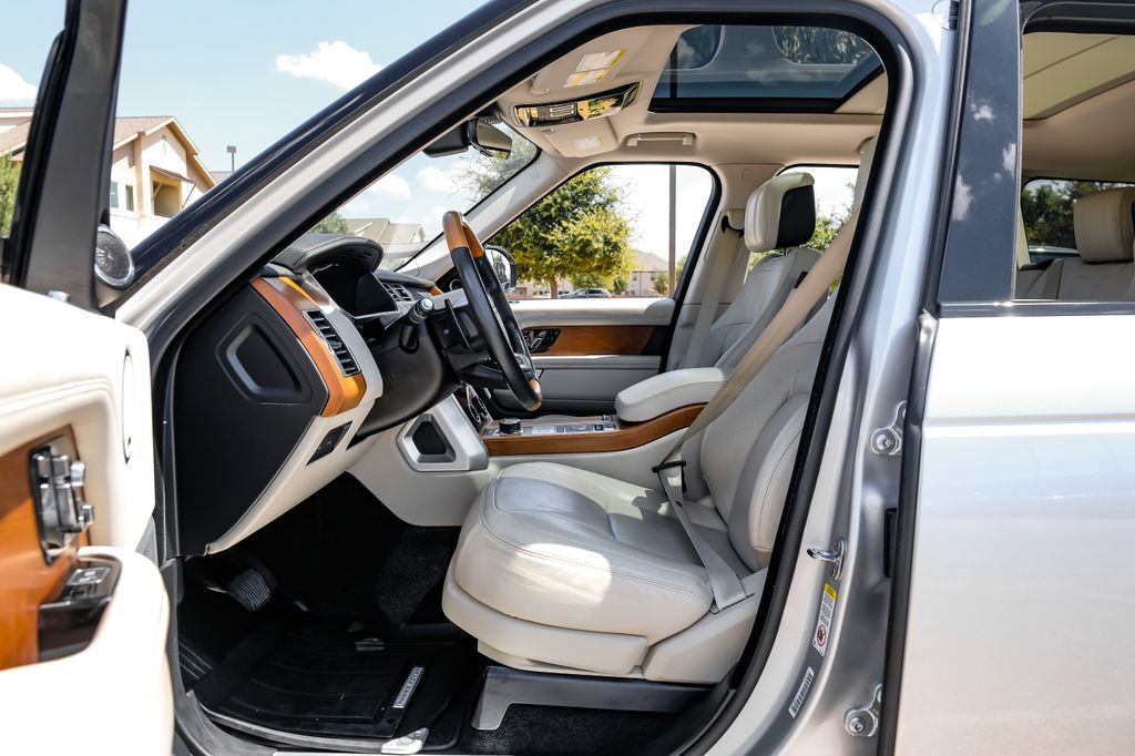 Used 2019 Land Rover Range Rover HSE AWD/4WD image 40