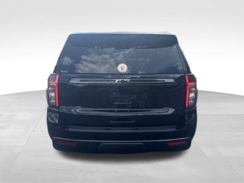 Used 2021 Chevrolet Tahoe Z71 w/ Z71 Off-Road Package AWD/4WD image 4