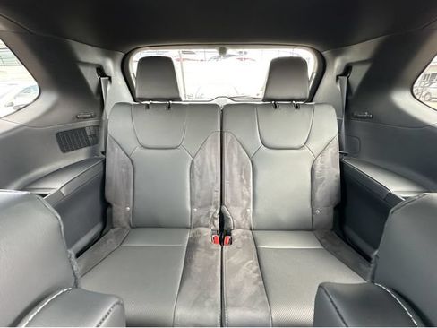New 2026 Lexus TX 550h AWD Plug-In Hybrid image 18