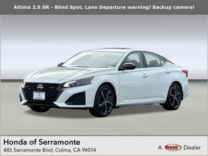 Used 2023 Nissan Altima 2.5 SR w/ SR Premium Package