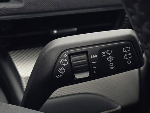 Used 2022 Ford Mustang Mach-E Select RWD image 25