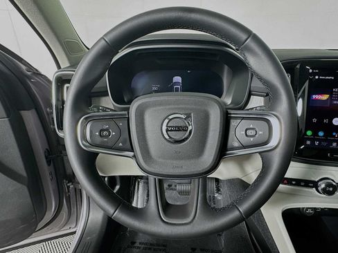Used 2026 Volvo XC40 B5 Ultra w/ Climate Package AWD/4WD image 11