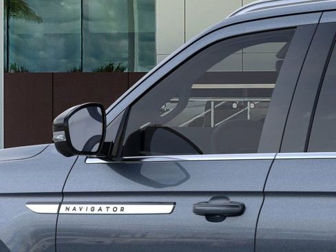 New 2025 Lincoln Navigator Reserve image 20