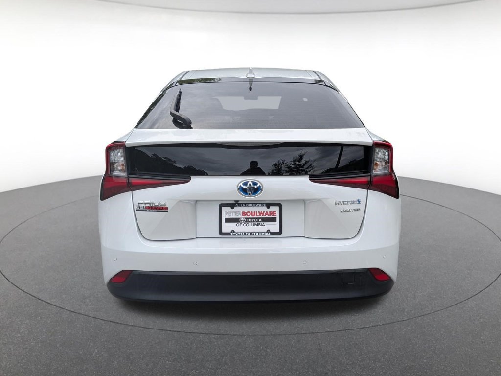Used 2022 Toyota Prius Limited w/ Premium Convenience Package FWD image 5