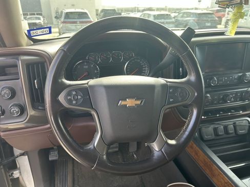 Used 2014 Chevrolet Silverado 1500 High Country image 5