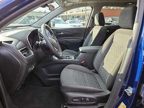 Used 2022 Chevrolet Equinox LT image 25