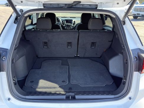 Used 2022 Chevrolet Equinox LT image 16