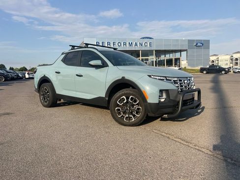 Used 2022 Hyundai Santa Cruz SEL w/ Activity Package AWD/4WD image 2