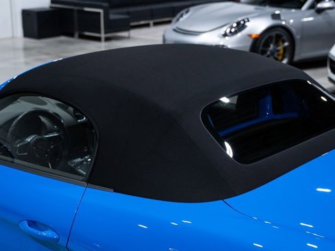 Used 2022 Porsche 718 Boxster RWD image 62
