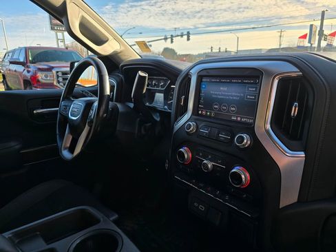 Used 2021 GMC Sierra 1500 Elevation w/ X31 Off-Road Package image 10