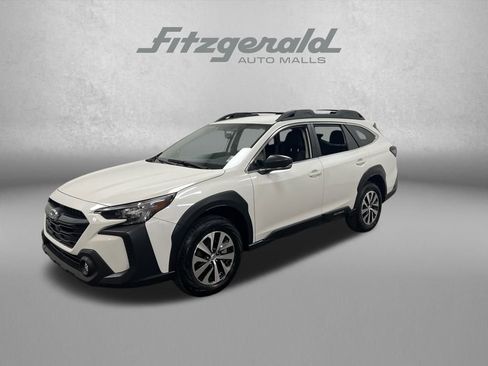 Used 2023 Subaru Outback 2.5i image 1