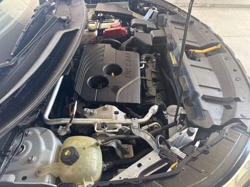 Used 2021 Nissan Rogue SL image 50