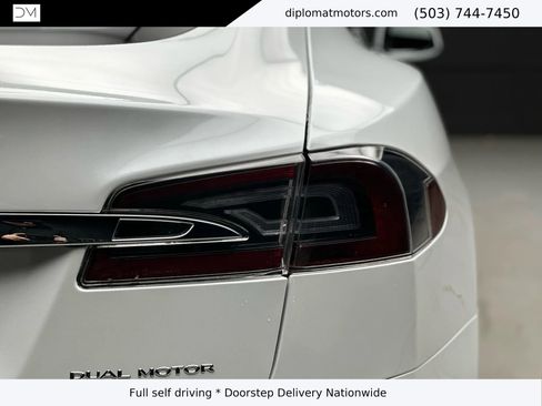 Used 2020 Tesla Model S Long Range Plus image 14