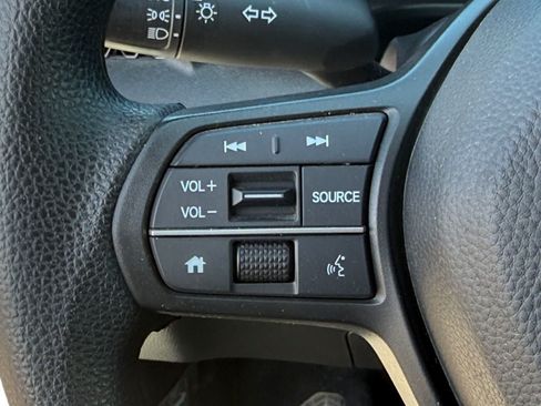 Used 2024 Honda CR-V LX image 18