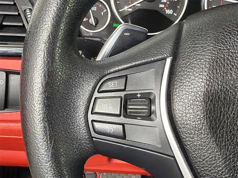 Used 2015 BMW 428i Convertible image 22