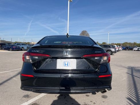 Used 2024 Honda Civic Sport image 5