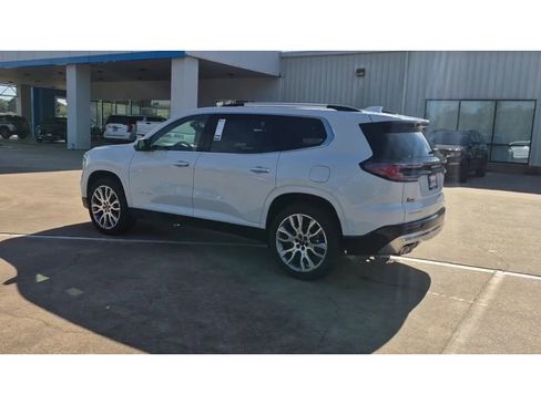 New 2026 GMC Acadia Denali w/ Super Cruise Package image 6