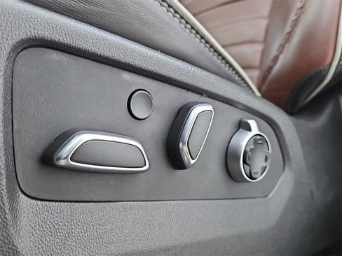 Used 2023 GMC Sierra 1500 Denali Ultimate image 35