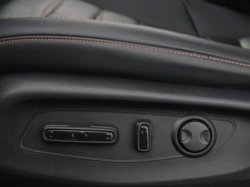 Used 2025 Honda CR-V Sport-L image 12