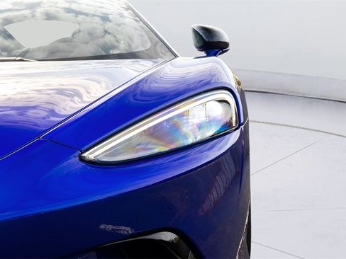 New 2025 McLaren GTS image 18