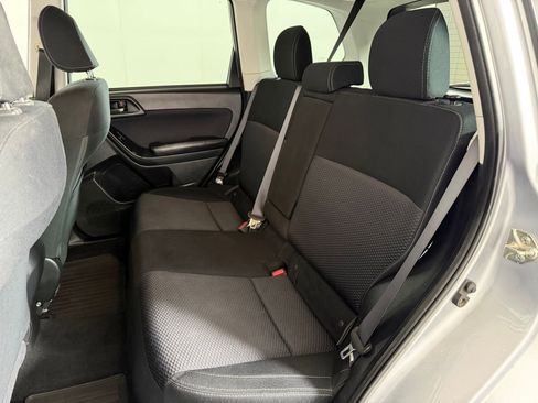 Used 2018 Subaru Forester 2.5i Premium w/ All-Weather Package AWD/4WD image 12