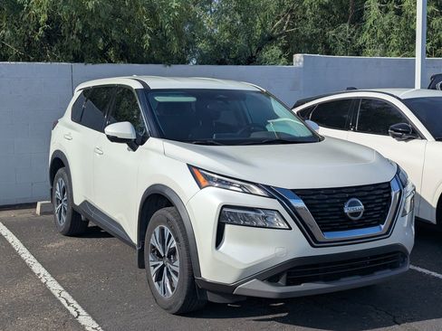 Used 2021 Nissan Rogue SV FWD image 4