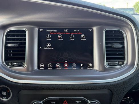Used 2019 Dodge Charger SXT AWD/4WD image 24