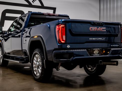 Used 2021 GMC Sierra 2500 Denali w/ Denali Ultimate Package AWD/4WD image 33