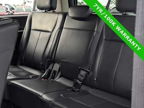Certified 2024 Ford Expedition Max XLT image 16