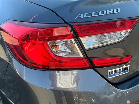 Used 2021 Honda Accord Touring image 32