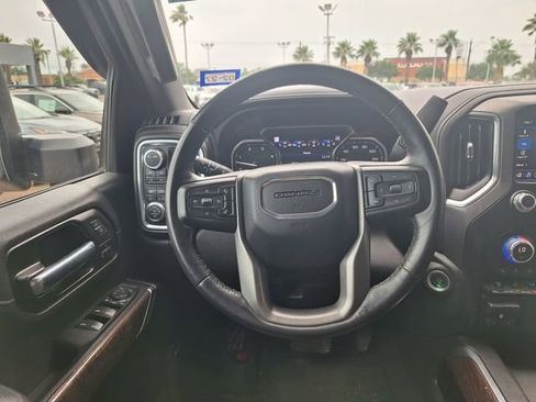 Used 2023 GMC Sierra 2500 Denali w/ Denali Ultimate Package AWD/4WD image 18