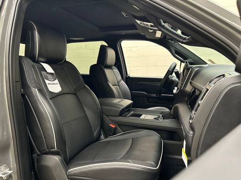 New 2026 RAM 2500 Limited AWD/4WD image 10