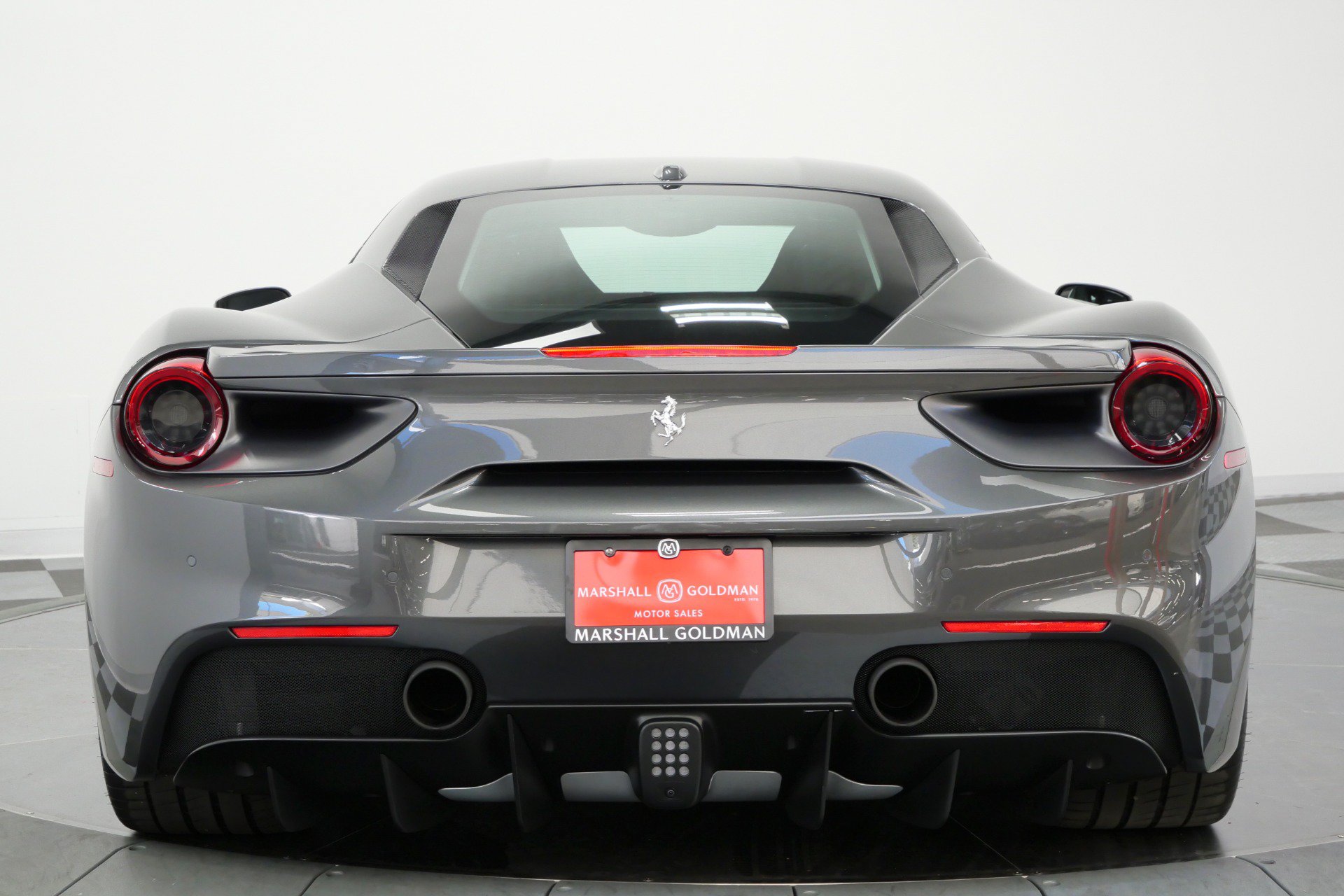 Used 2019 Ferrari 488 GTB RWD image 8