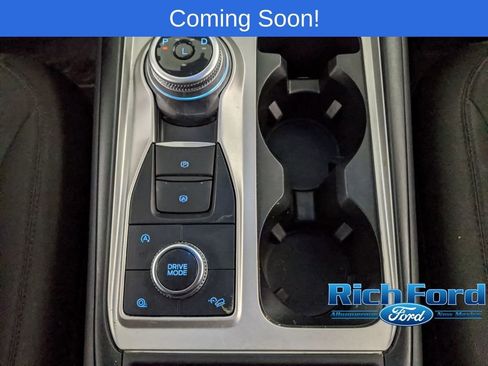 Certified 2023 Ford Explorer XLT w/ Class IV Trailer Tow Package image 9