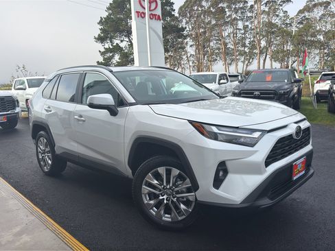 New 2025 Toyota RAV4 XLE Premium image 6