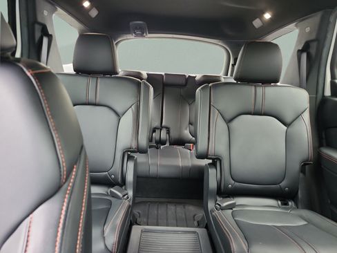 Used 2024 Honda Pilot TrailSport image 20