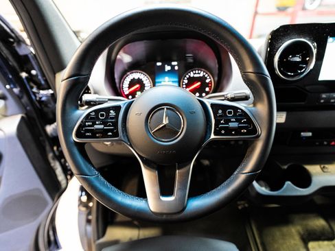 Used 2021 Mercedes-Benz Sprinter 2500 w/ Premium Plus Package image 47