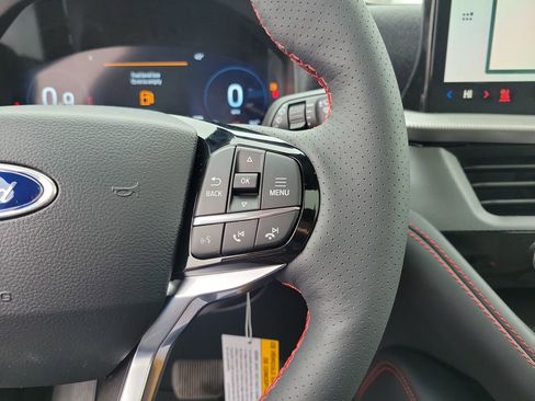 New 2026 Ford Explorer ST-Line w/ ST-Line Street Pack image 24