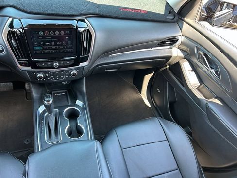 Used 2019 Chevrolet Traverse Premier w/ Redline Edition FWD image 17