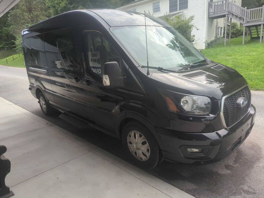 Used 2025 Ford Transit 350 XLT RWD image 10