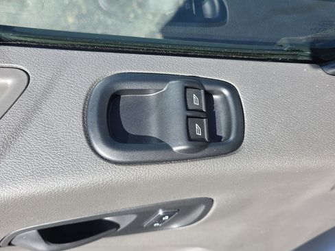 Used 2025 Ford Transit 350 XLT image 25