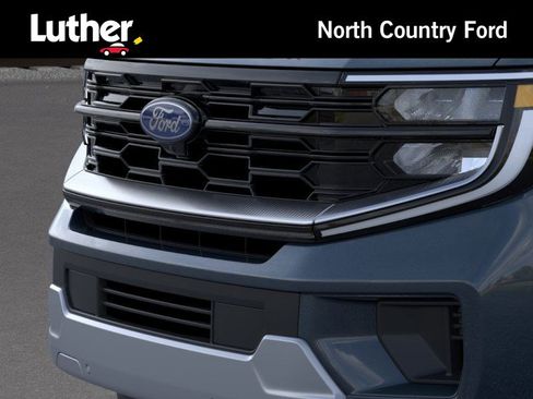 New 2026 Ford Expedition Max Platinum image 17