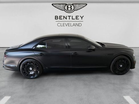 Used 2023 Bentley Flying Spur S V8 AWD/4WD image 18