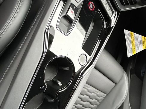 New 2026 Audi RS e-tron GT Base image 32