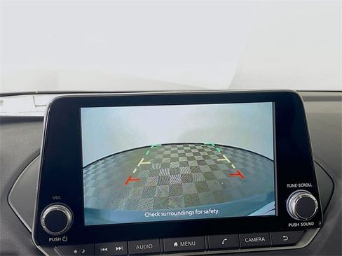 New 2025 Nissan Sentra SV image 10