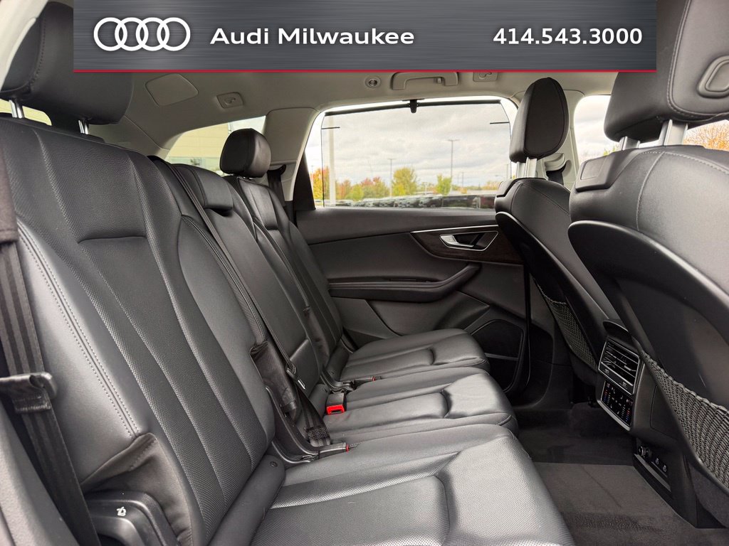 Used 2023 Audi Q7 3.0T Premium Plus AWD/4WD image 43
