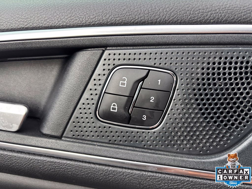 Used 2024 Ford Edge Titanium w/ Equipment Group 301A AWD/4WD image 17