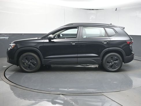 New 2026 Volkswagen Taos S image 5